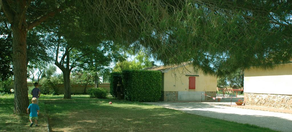 Casa Vacanze Guardamare San Vincenzo Exterior photo